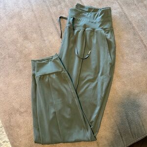 Old Navy Women's Sage Green Joggers